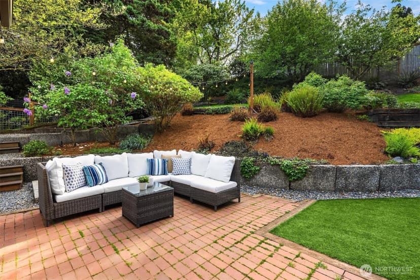 Property photo for 7231 91st Place Se, Mercer Island photo 11