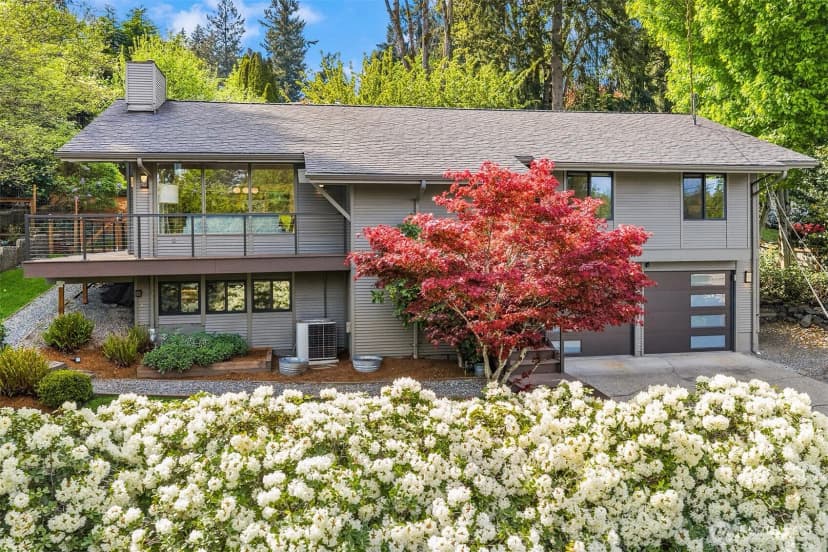 Property photo for 7231 91st Place Se, Mercer Island