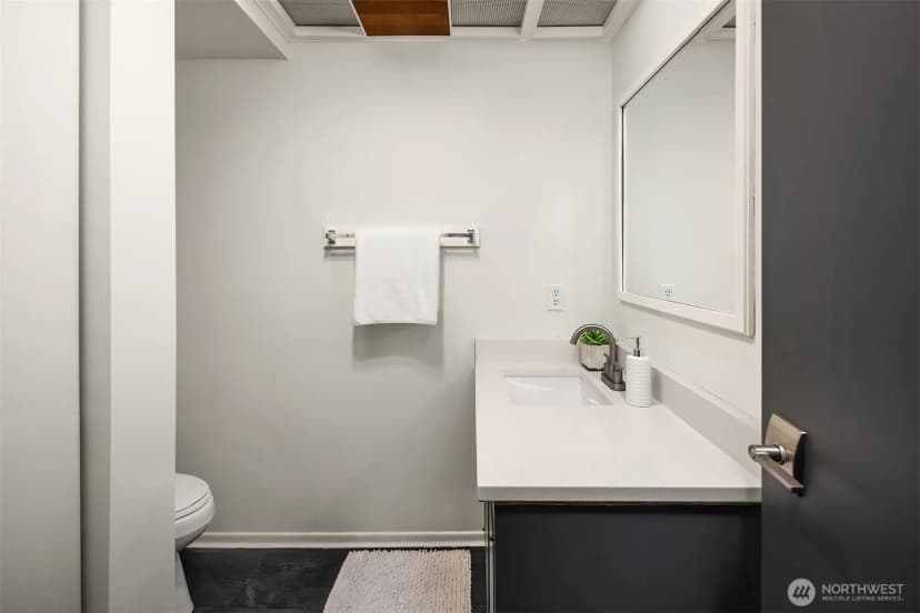 Property photo for 7231 91st Place Se, Mercer Island photo 23