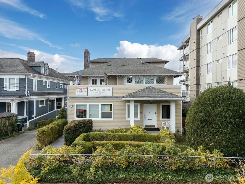 Property photo for 211 14th Avenue E, Seattle photo 31
