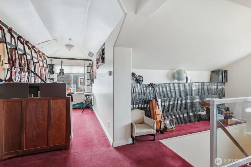 Property photo for 211 14th Avenue E, Seattle photo 26
