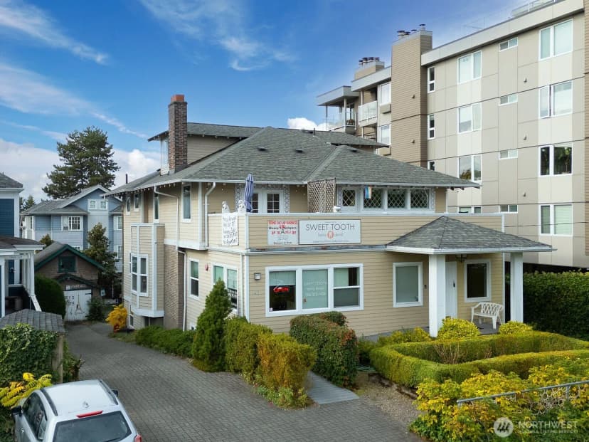 Property photo for 211 14th Avenue E, Seattle