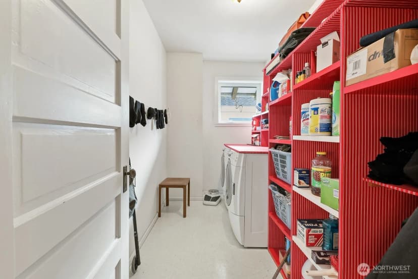 Property photo for 211 14th Avenue E, Seattle photo 16