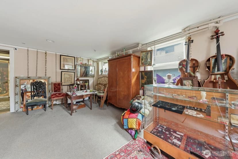 Property photo for 211 14th Avenue E, Seattle photo 30