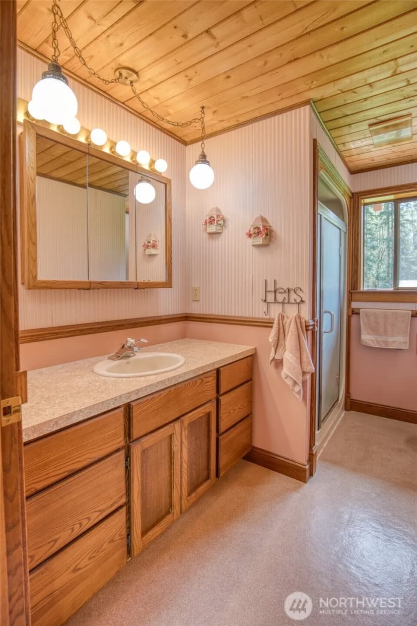 Property photo for 71 Roup Road, Montesano photo 21