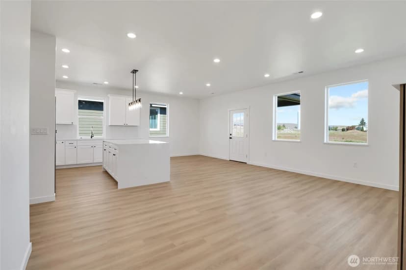 Property photo for 11 Parkside Loop Se, Ephrata photo 23