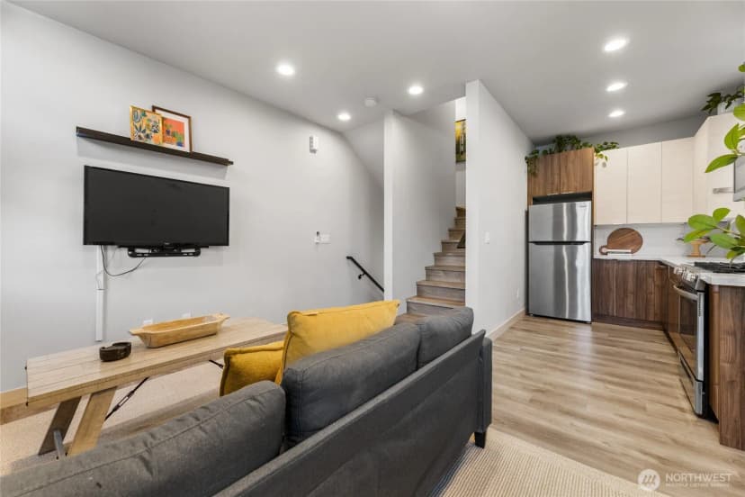 Property photo for 814 Nw 54th Street #a, Seattle photo 9