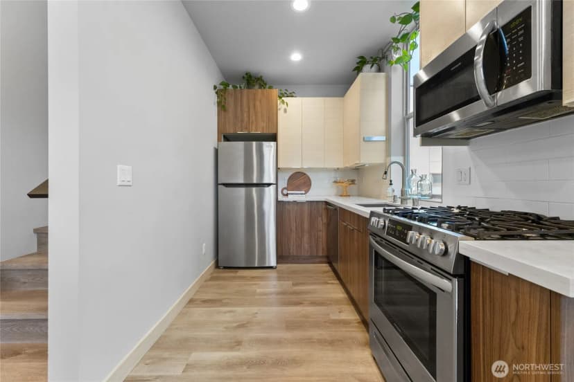 Property photo for 814 Nw 54th Street #a, Seattle photo 12