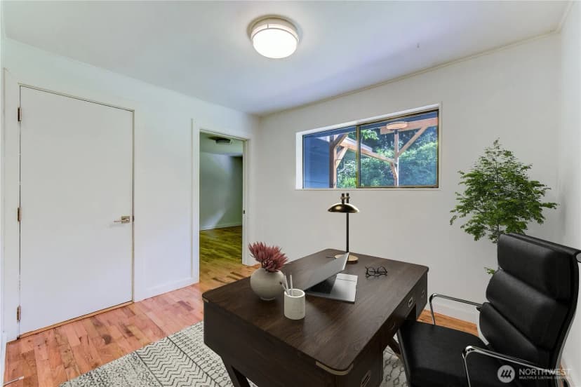 Property photo for 1010 Main Street, Edmonds photo 12