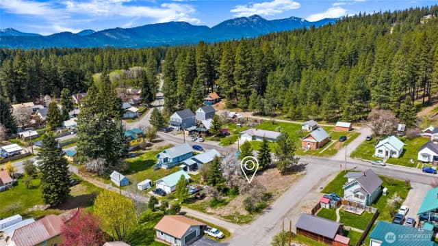Property photo for 4 Xx W Alaska Avenue, Roslyn photo 2