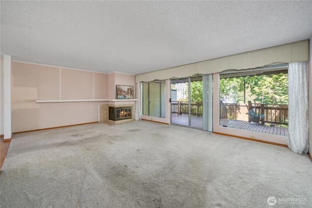 Property photo for 10430 Gravelly Lake Drive Sw, Lakewood photo 2