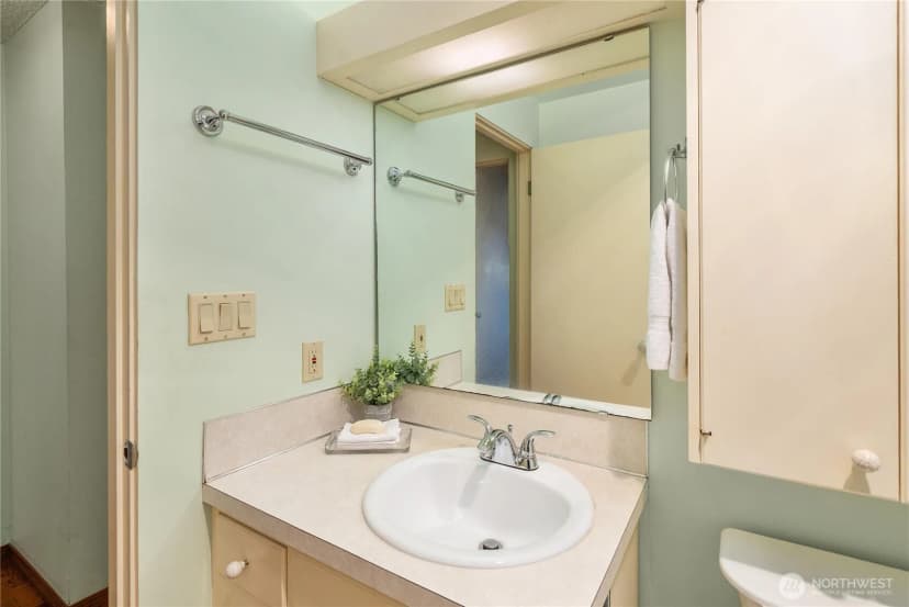 Property photo for 10430 Gravelly Lake Drive Sw, Lakewood photo 15