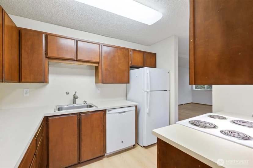 Property photo for 2318 Yale Avenue E, Seattle photo 13