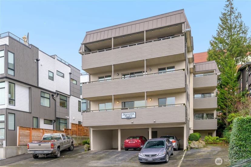 Property photo for 2318 Yale Avenue E, Seattle