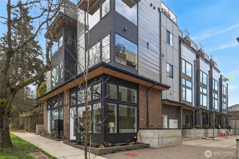 Property photo for 6543 35th Avenue Sw #b, Seattle photo 35