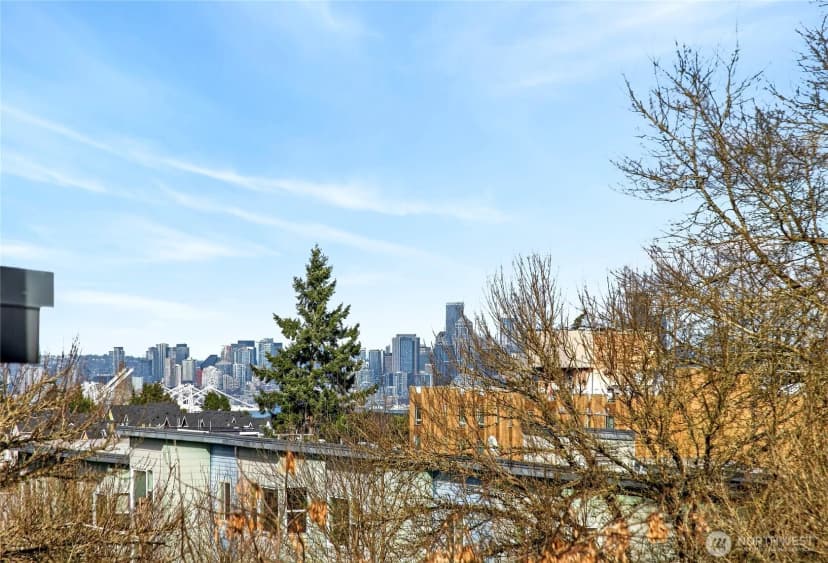 Property photo for 6543 35th Avenue Sw #b, Seattle photo 22