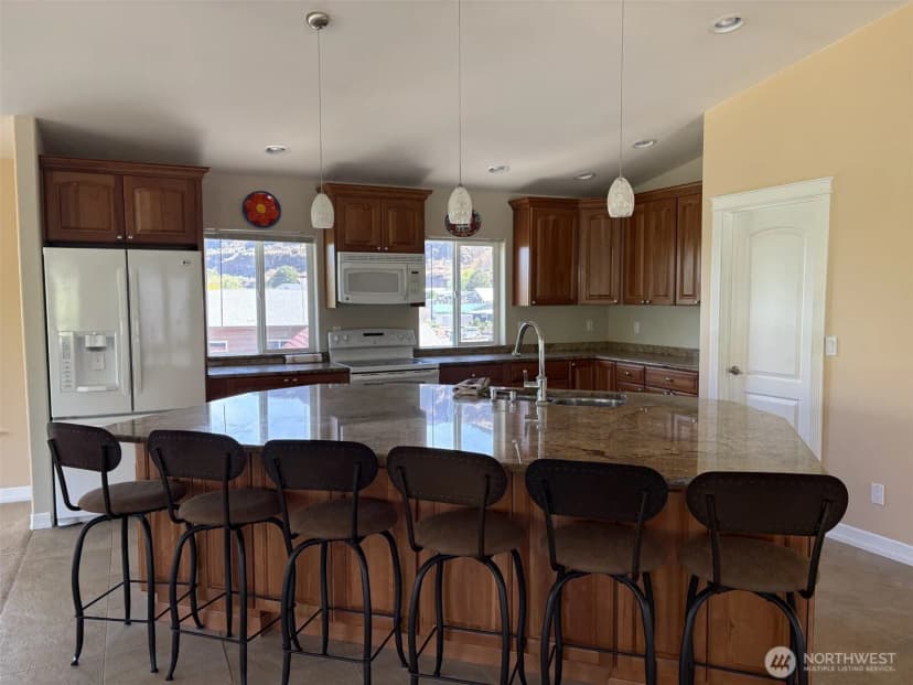 Property photo for 582 River Drive Sw, Quincy photo 15
