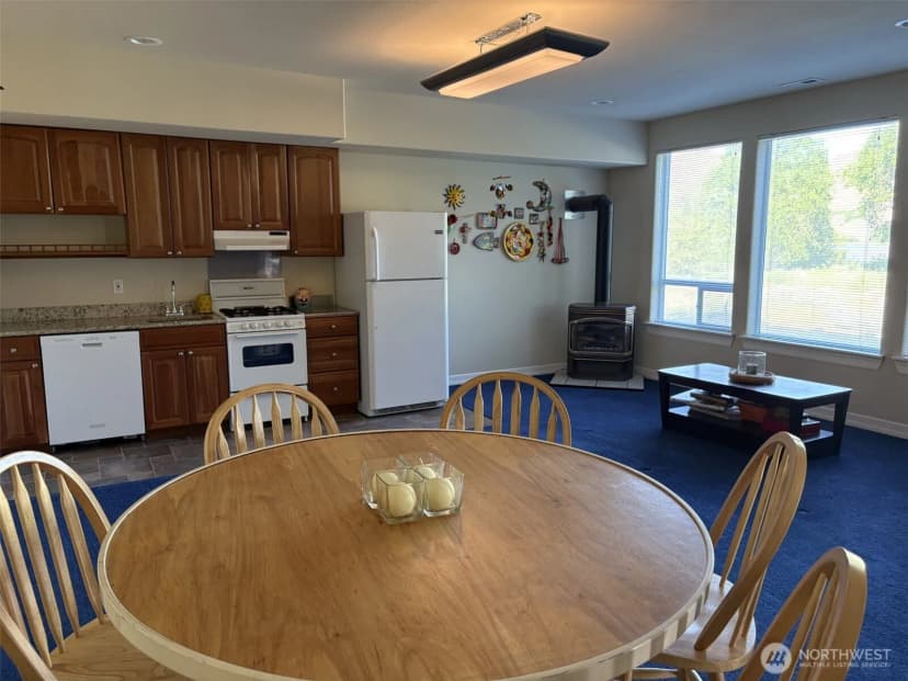 Property photo for 582 River Drive Sw, Quincy photo 36