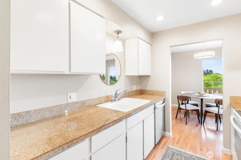 Property photo for 1110 5th Avenue S #402, Edmonds photo 11