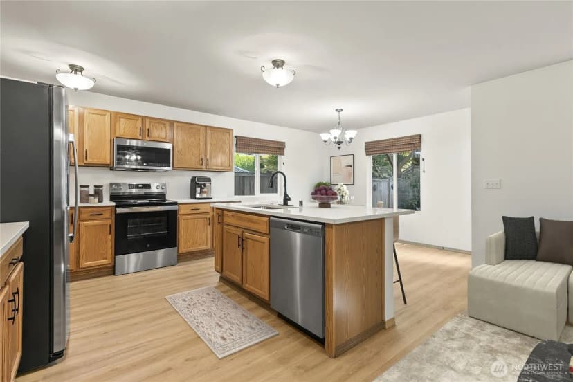Property photo for 23415 Se 262nd Street, Maple Valley photo 5