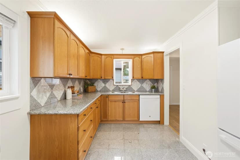 Property photo for 804 N 3rd Street, Renton photo 9
