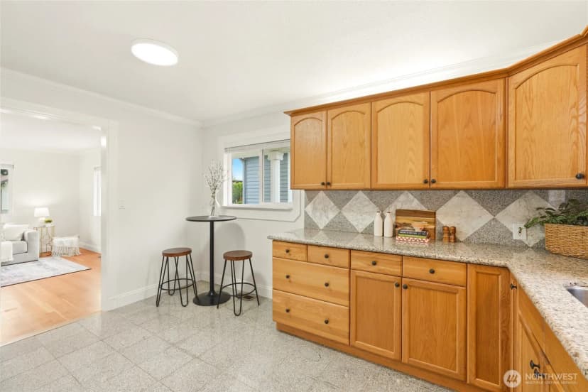 Property photo for 804 N 3rd Street, Renton photo 8