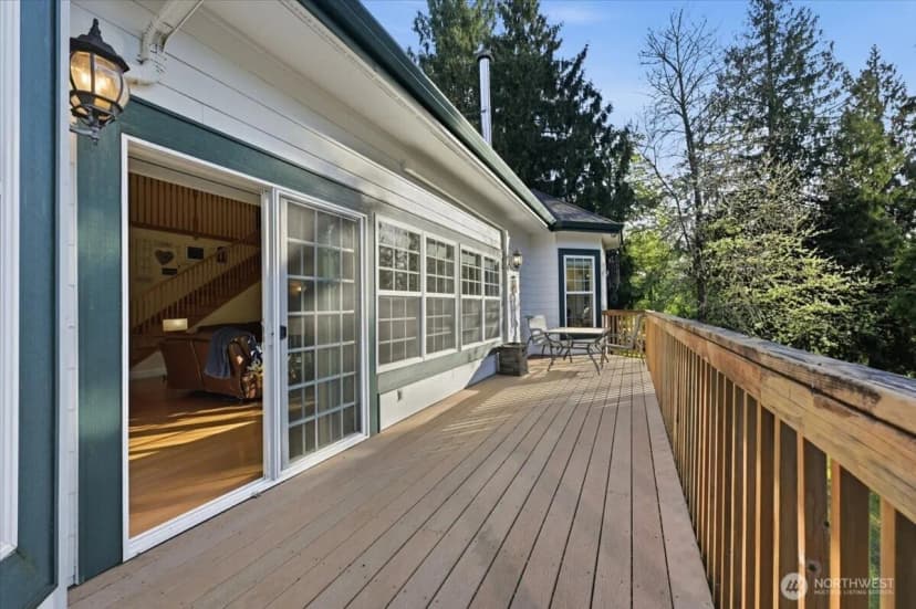 Property photo for 12811 Kapowsin Highlands Drive E, Graham photo 19