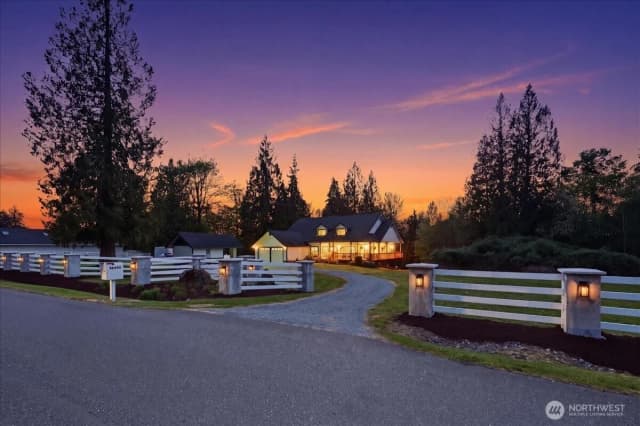 Property photo for 12811 Kapowsin Highlands Drive E, Graham