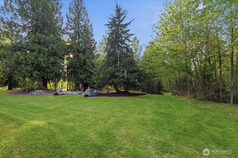 Property photo for 12811 Kapowsin Highlands Drive E, Graham photo 37