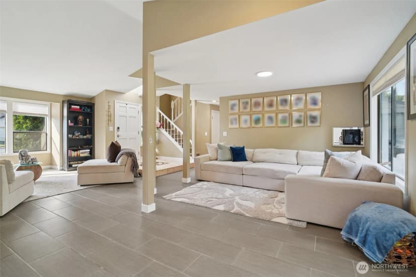 Property photo for 25114 Lake Wilderness Country Club Drive Se, Maple Valley photo 6