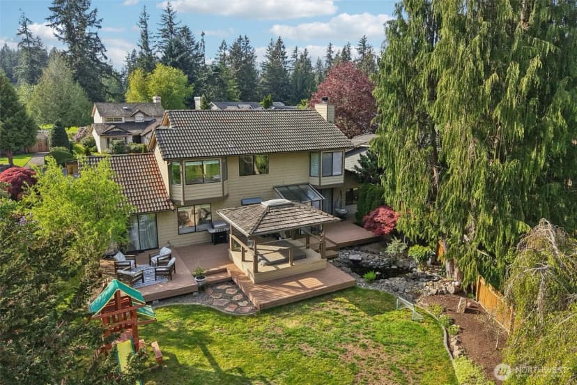 Property photo for 25114 Lake Wilderness Country Club Drive Se, Maple Valley photo 31