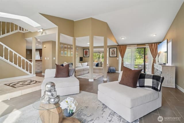 Property photo for 25114 Lake Wilderness Country Club Drive Se, Maple Valley photo 5