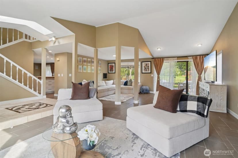 Property photo for 25114 Lake Wilderness Country Club Drive Se, Maple Valley photo 5