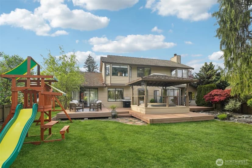 Property photo for 25114 Lake Wilderness Country Club Drive Se, Maple Valley photo 29