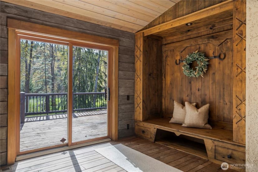 Property photo for 3431 Teanaway Road, Cle Elum photo 9