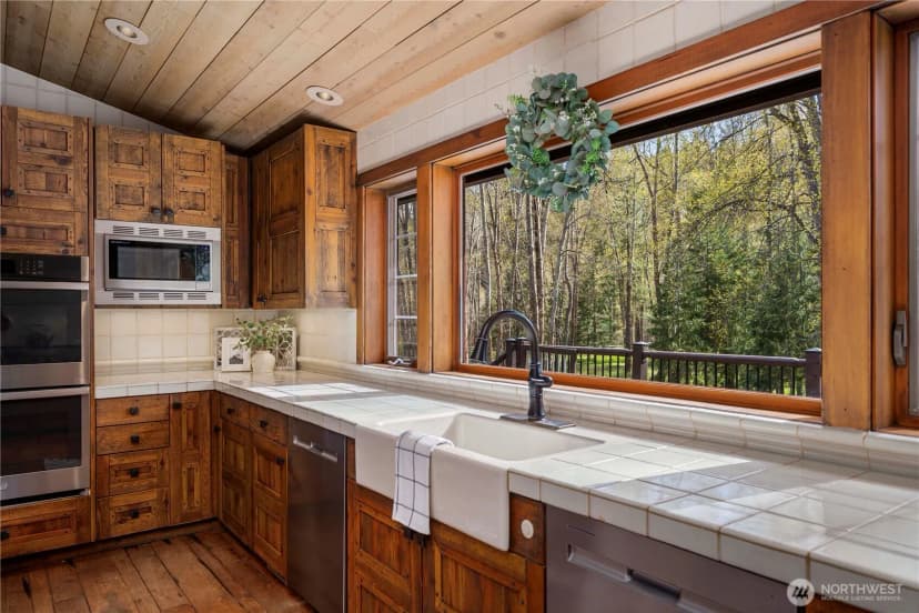 Property photo for 3431 Teanaway Road, Cle Elum photo 18