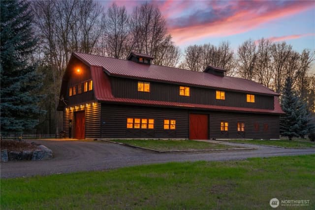 Property photo for 3431 Teanaway Road, Cle Elum photo 4