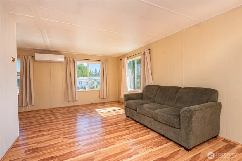 Property photo for 921 S 3rd Avenue #15, Sequim photo 11