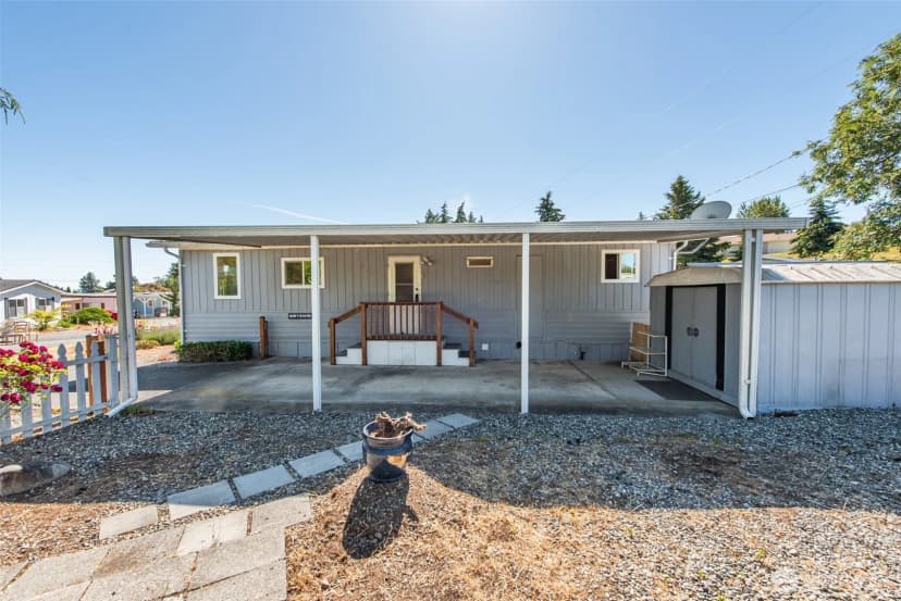 Property photo for 921 S 3rd Avenue #15, Sequim photo 4