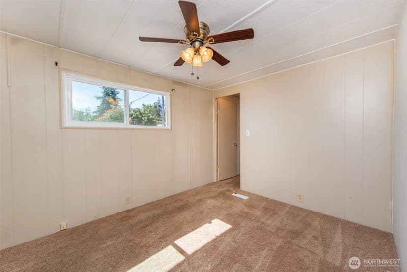 Property photo for 921 S 3rd Avenue #15, Sequim photo 23