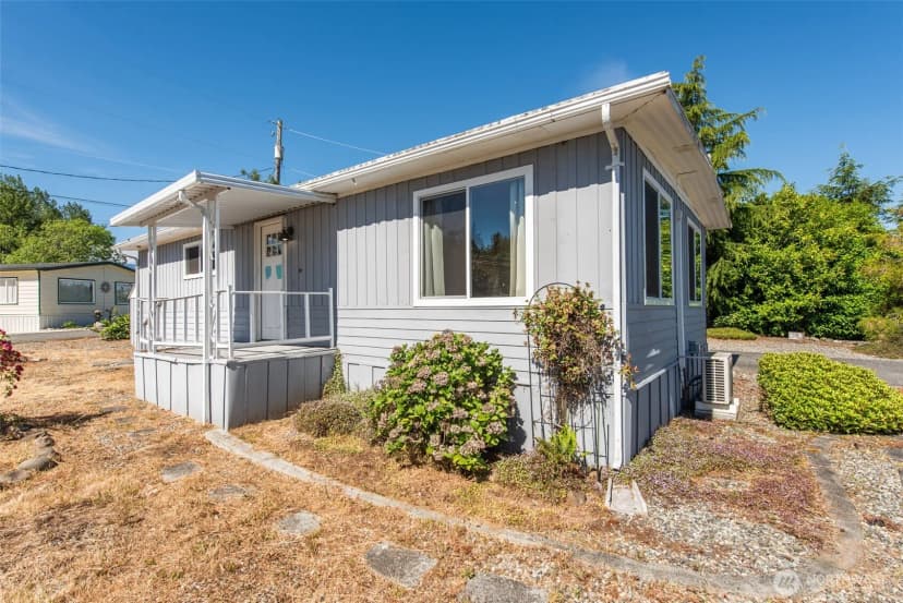Property photo for 921 S 3rd Avenue #15, Sequim photo 7