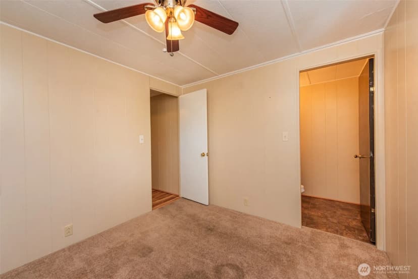 Property photo for 921 S 3rd Avenue #15, Sequim photo 28