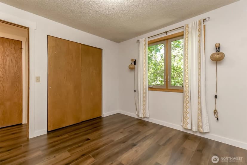 Property photo for 9605 29 Street Ct E, Edgewood photo 24