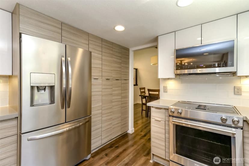 Property photo for 9605 29 Street Ct E, Edgewood photo 11