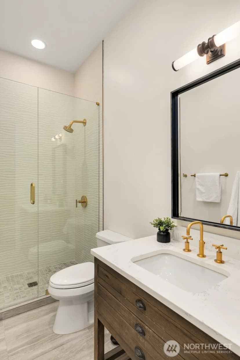 Property photo for 12914 63rd Avenue Ne, Kirkland photo 30
