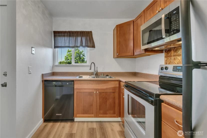 Property photo for 25426 106th Avenue Se #c4, Kent photo 13