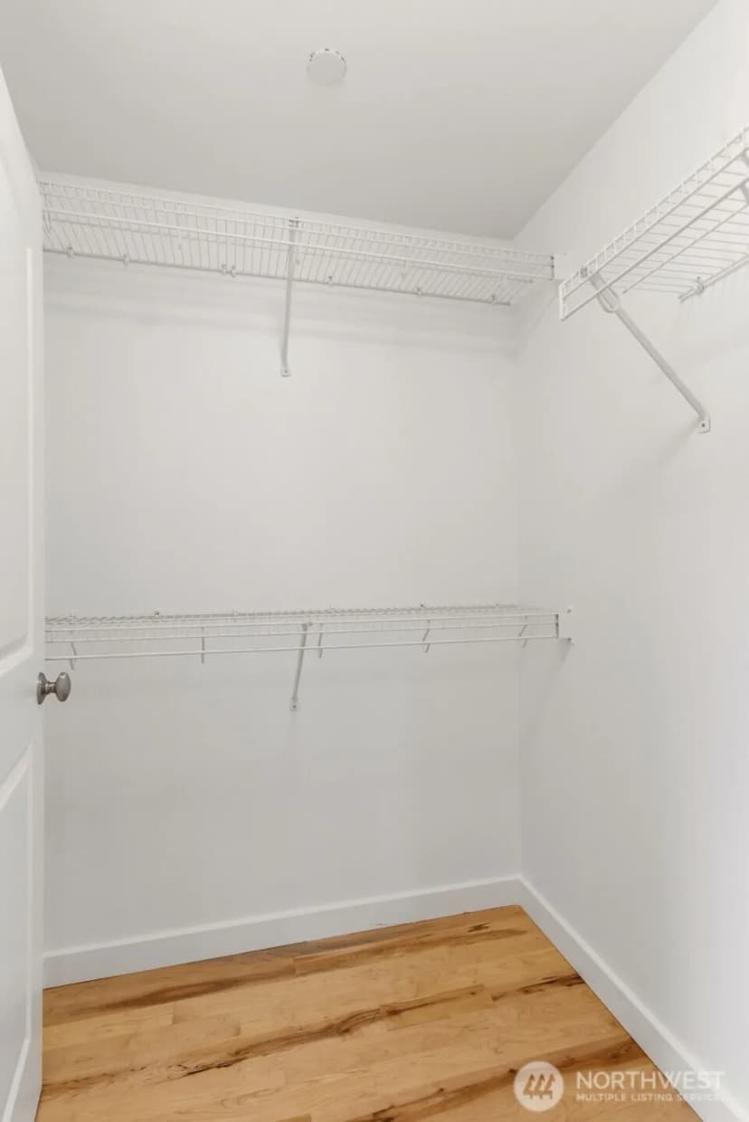 Property photo for 10718 Se 268th Street, Kent photo 22
