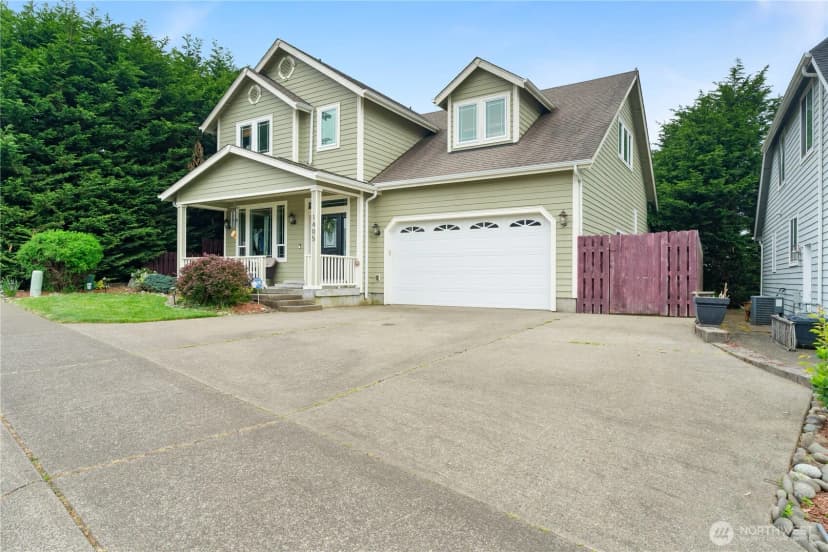 Property photo for 1405 Grays Pointe Lane, Aberdeen photo 2