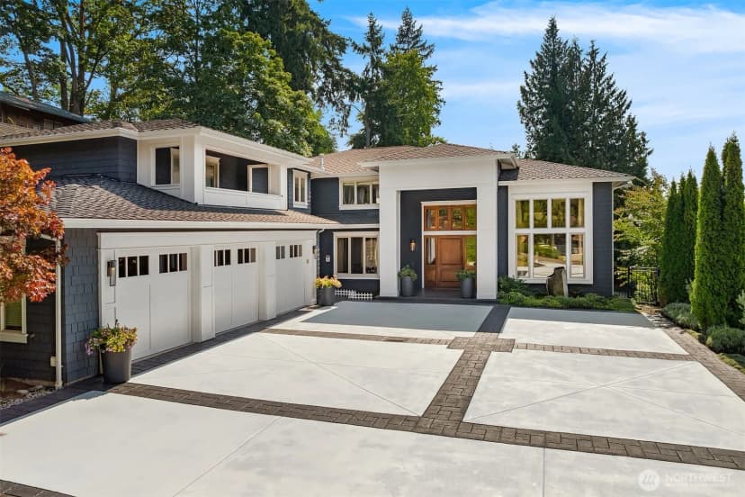 Property photo for 8617 Ne 20th Street, Clyde Hill