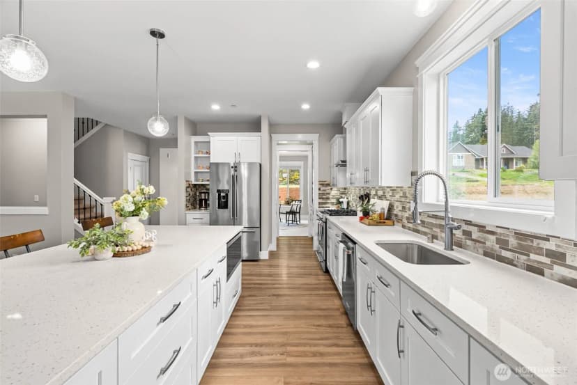 Property photo for 621 Tiedman Road Nw, Lakebay photo 6